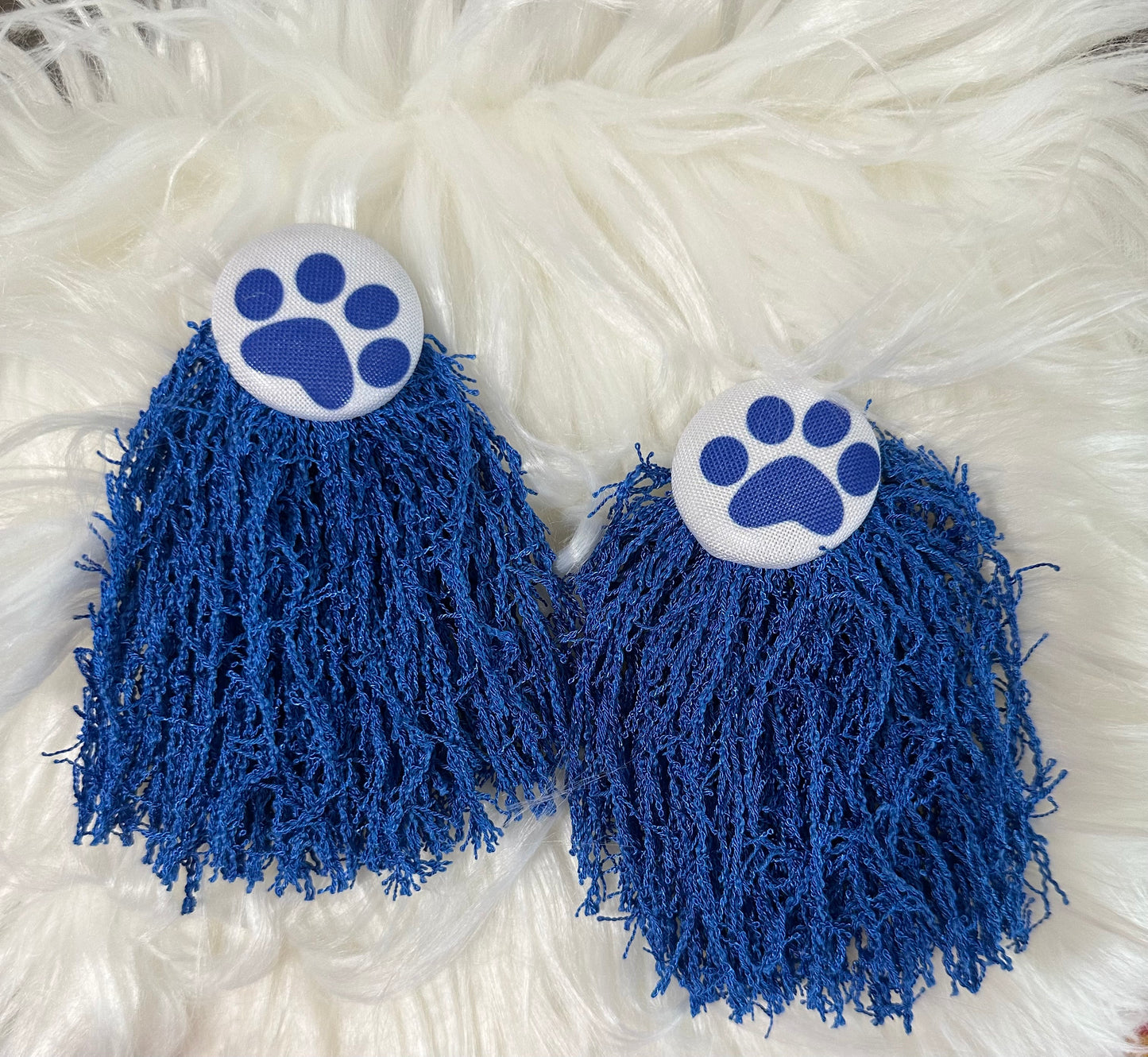 Paw Blue Fringe